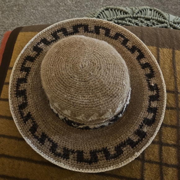 Vintage Peruvian 100% Alpaca Hat - Picture 6 of 9